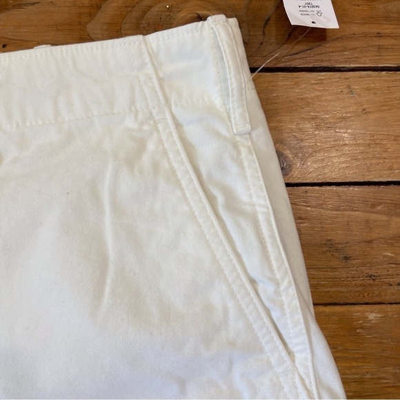 GAP white khakis shorts 13 inches cotton bermudas spandex cotton stretchy 12 - Picture 3 of 13